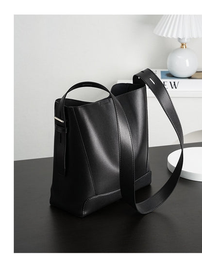 Levoar Aubrey Tote